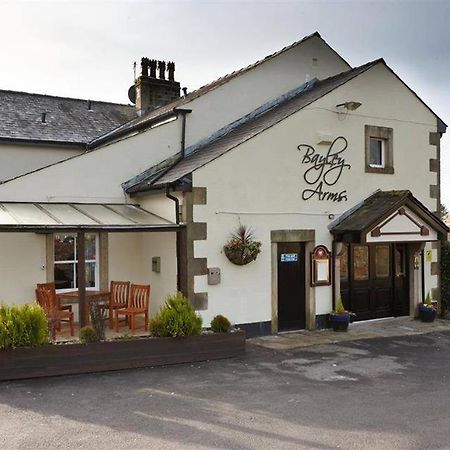Bayley Arms Hotel Hurst Green  Buitenkant foto