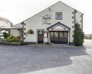 Bayley Arms Hotel Hurst Green  Buitenkant foto