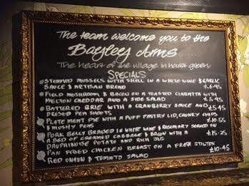 Bayley Arms Hotel Hurst Green  Buitenkant foto